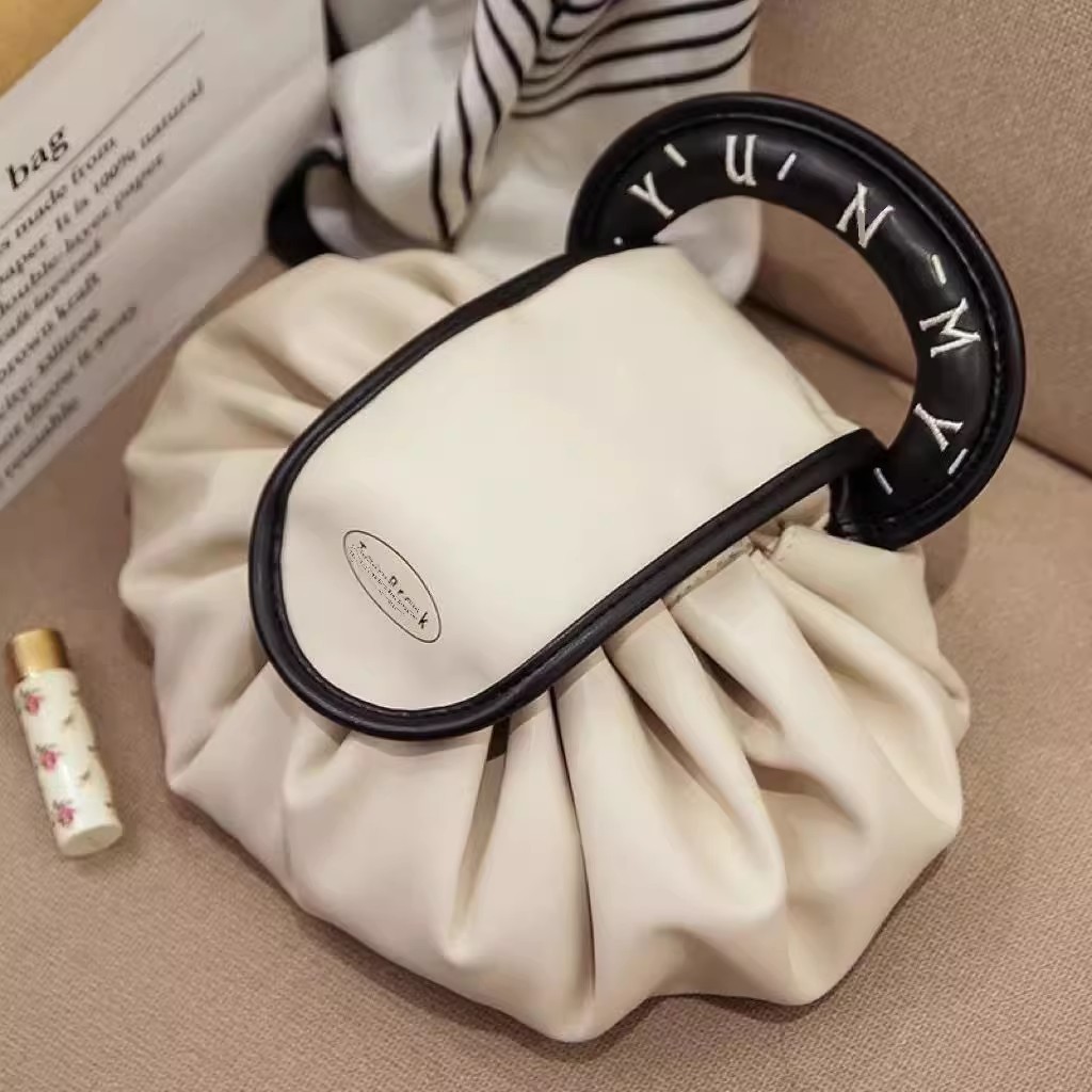 レイジー化粧ポーチ レディース 2024年新作 大容量 トラ - Tile Bag Drawstring のレビューと価格