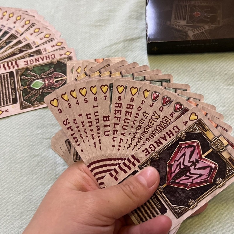 バンダイ仮面ライダーアニメキャラクターの創造的な個性のトラン - Board Game Zoo のレビューと価格